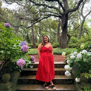 Meet your Posher, Madelyn